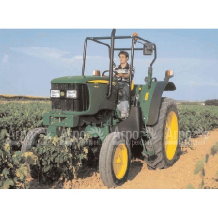 Многофункциональный минитрактор John Deere 5515 в Ульяновске