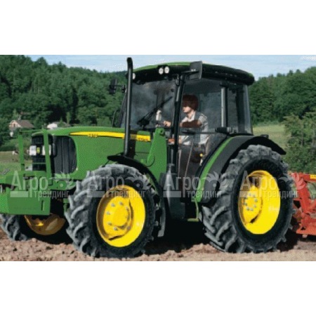 Многофункциональный минитрактор John Deere 5615 в Ульяновске